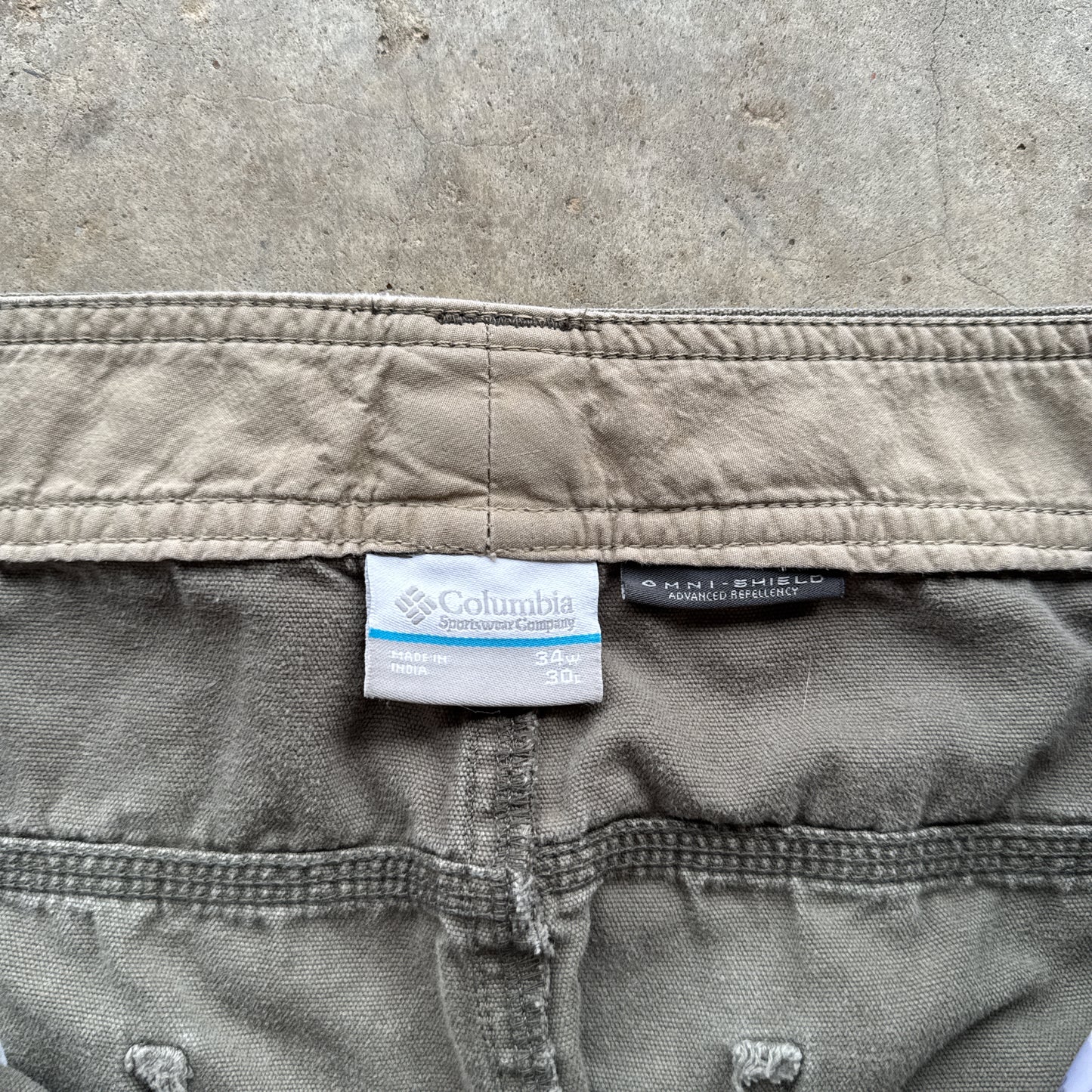 Vintage Columbia Cargo Pants - 32x32