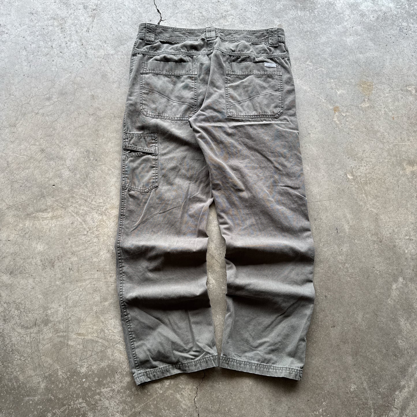 Vintage Columbia Cargo Pants - 32x32