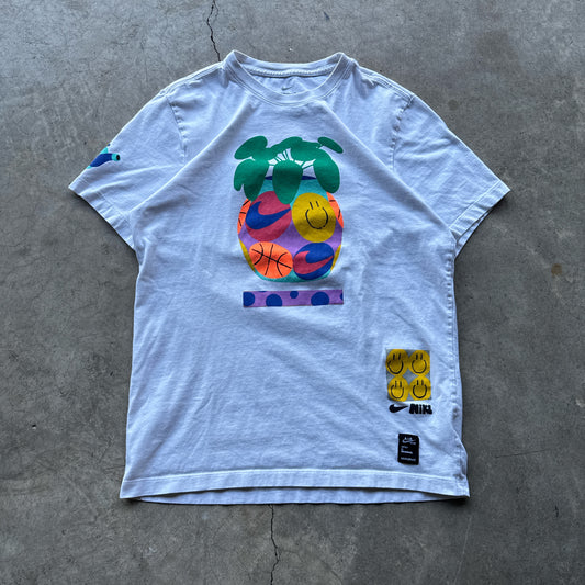 Vintage Nike Graphic Basketball Tee - M