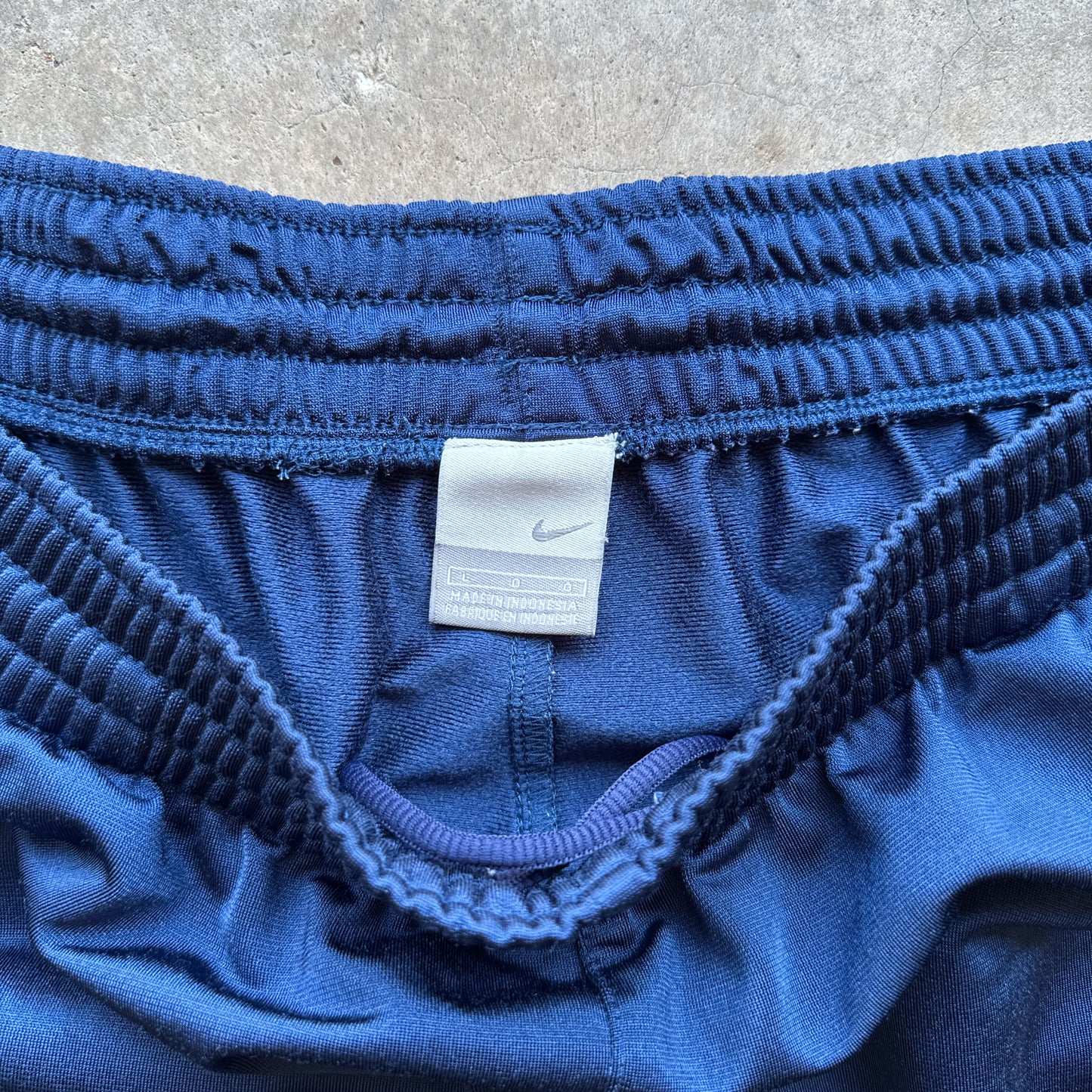 Vintage Baggy Nike Track Pants - M