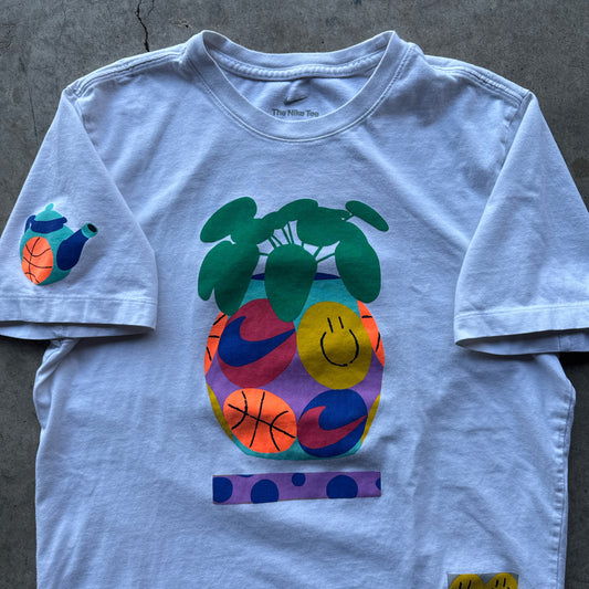 Vintage Nike Graphic Basketball Tee - M