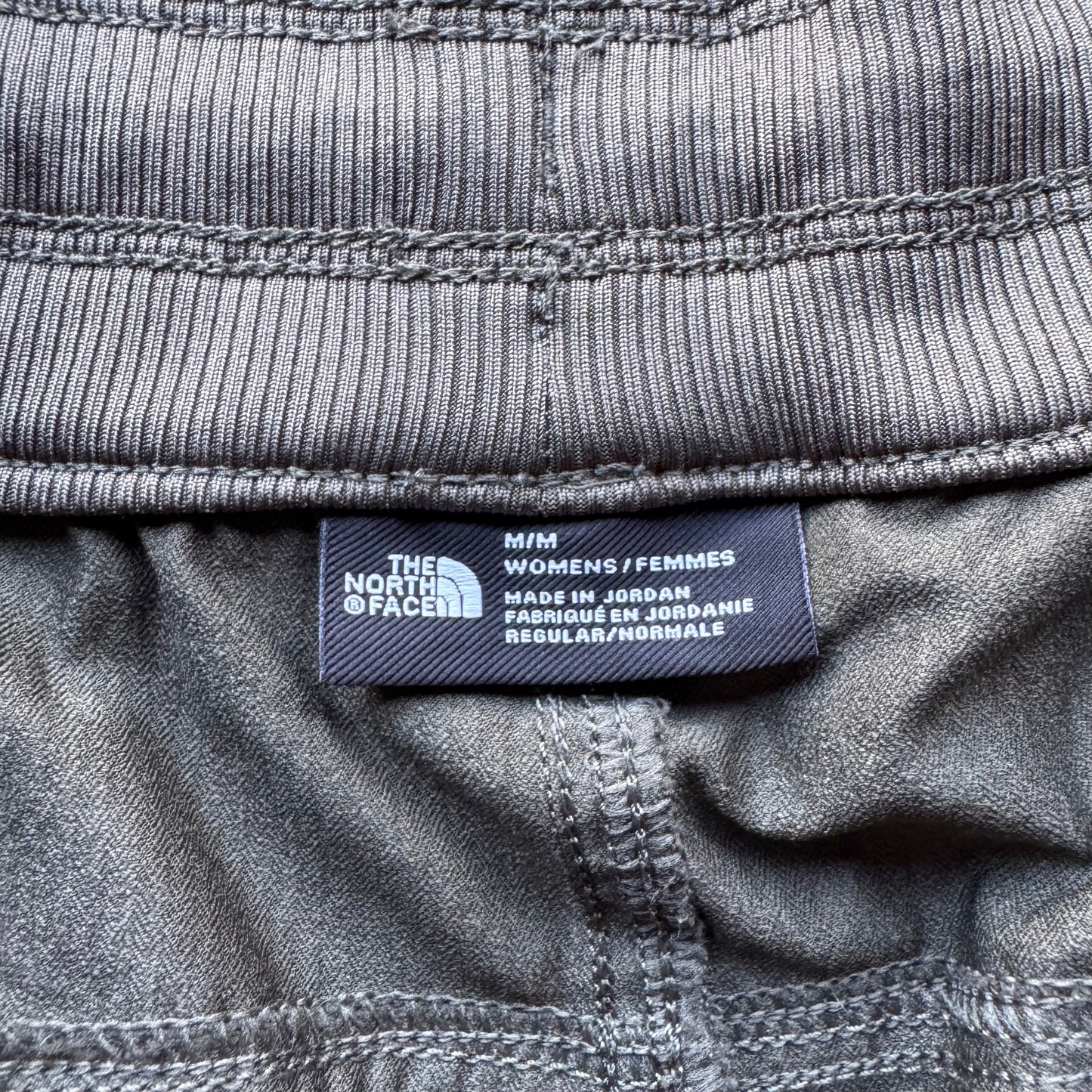Women’s North Face Shorts - M