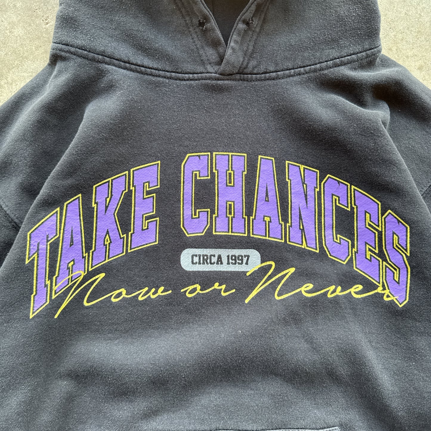 Vintage ‘Take Chances’ 1997 Hoodie - L